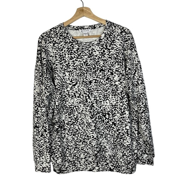 Athleta Balance Pullover Black & White Micro Cheetah Crewneck Sweatshirt M - Picture 2 of 4